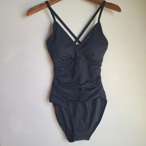 La Blanca Womens One Piece Standard Island Goddess Underwire Swimsuit Black SZ 4